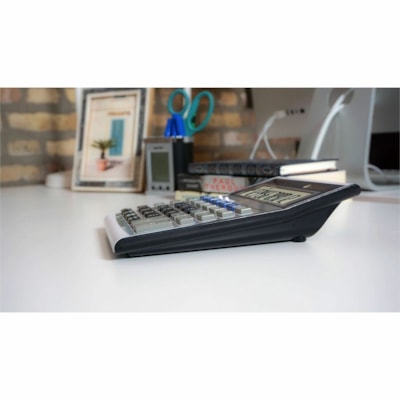 Victor 6500 Loan Wizard Desktop Calculator - Independent Memory - 12 Digits - Battery/Solar Powered - 1.8" (44.45 mm) Height x 5.8" (146.05 mm) Width x 7.9" (200.03 mm) Depth - Silver - Plastic - 1 Each LOAN CALCULATOR 