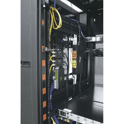 Middle Atlantic 45W Multi-Mount Universal DC Power Distribution for Small to Medium Devices - NEMA 5-15P - 12 x Screw Terminal, 3 x NEMA 5-15R/20R, 2 x USB - 120 V AC - Rack-mountable lti-Mount Universal DC Power D istribution for Smal