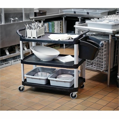 Rubbermaid Commercial - Chariot de service Xtra - 3 Plateau - 300 lb (136077,71 g) Capacité - 4 Roulette - Plastique - Frame Polyéthylène haute densité (HDPE) - Noir GRIS 