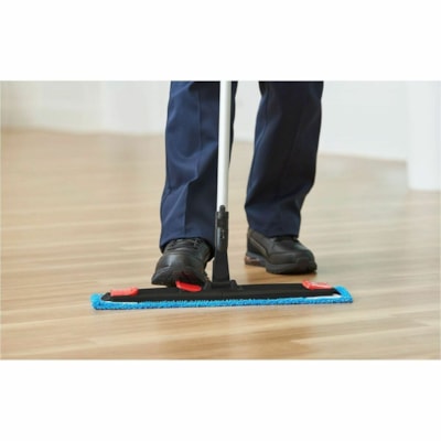 Rubbermaid Adaptable Flat Mop Microfiber Pad - 19.50" (495.30 mm) Length x 5.50" (139.70 mm) Depth - Bacteria Resistant - MicroFiber - Blue - 3.84 oz (108.86 g) - 12 / Box ADAPTABLE FLAT MOP 