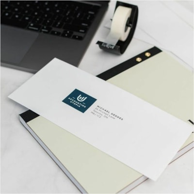 Avery - Etiquette d'adresse 5259 - largeur de 4 po (101,60 mm) x longueur de 1 1/2 po (38,10 mm) - Permanent Adhésif - Rectangulaires - Laser - Blanc - Personnalisables, Sans bourrage, Anti-bavure - 14 / Feuille - 350 emballage PERMANENTES  BLANCHES 4"X1-1/2"  350 éTQ./PQT LASER