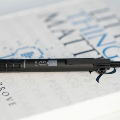 Zebra Pen - Stylo à bille X-701 - Rétractable - Ink Noir ACIER INOXYDABLE BARIL PRESSURISé