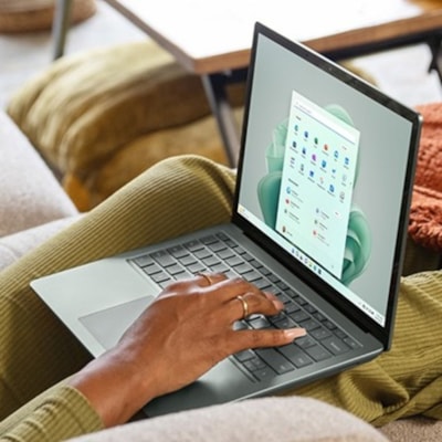 Microsoft Surface Laptop 5 13.5" Touchscreen Notebook - Intel Core i7 12th Gen i7-1265U - Intel Evo Platform - 16 GB - 512 GB SSD - Sage - Intel Chip - 2256 x 1504 - Windows 10 Pro - Intel Iris Xe Graphics - PixelSense - Front Camera/Webcam - 18 Hours Battery Run Time - IEEE 802.11ax Wireless LAN St 0SYST 