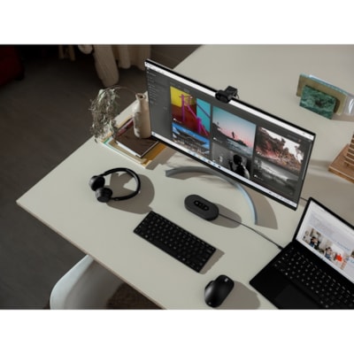 Microsoft Surface Laptop 4 15" Touchscreen Notebook - AMD Ryzen 7 4980U - 8 GB - 512 GB SSD - Matte Black - AMD Chip - 2496 x 1664 - Windows 10 Home - AMD Radeon Graphics - PixelSense - Front Camera/Webcam - 17.50 Hours Battery Run Time - IEEE 802.11 a/b/g/n/ac/ax Wireless LAN Standard  SYST 
