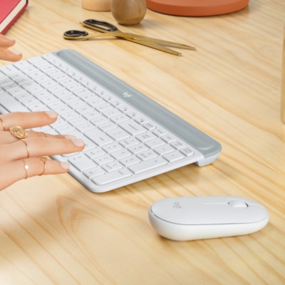 Logitech Slim Wireless Keyboard and Mouse Combo MK470 - USB Wireless RF - USB Wireless RF - Optical - 1000 dpi - Scroll Wheel - Symmetrical - AAA, AA - Compatible with Desktop Computer, Notebook for Windows  