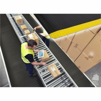 Mat Tech Wear Bond Comfort King - Commercial, Workshop, Pharmacy, Packaging Station, Cashier's Station, Store - 36" (914.40 mm) Length x 60" (1524 mm) Width x 0.560" (14.22 mm) Thickness - Rectangular - Polyvinyl Chloride (PVC), Foam, Vinyl - Black - 1 / Unit ANTI-FATIGUE MAT SUPERIOR COMFORT