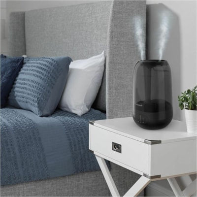 Helen of Troy Ultra Plus Humidifier - Cool Mist, Ultrasonic - 5.70 L - 5.70 L/Day - 55.7 m² - Black FILTER FREE COOL MIST 