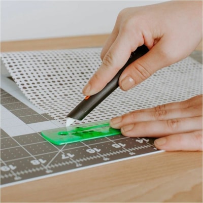 Slice - Coupeur de stylo manuel, boîte de 12 - hauteur de 0,68 po (17,27 mm) x largeur de 0,68 po (17,27 mm) x longueur de 5,26 po (133,60 mm) - Ambidextre, Résistants, Manche, Trou pour cordon, Résistant à la rouille, Non-conducteur, Non-magnétique, Portable, Confortable,  MANUEL à 3 POSITIONS 