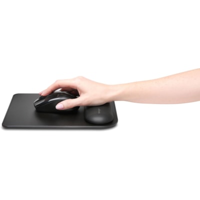 Kensington ErgoSoft Wrist Rest Mouse Pad - 0.83" (21 mm) x 7.68" (195 mm) Dimension - Gel - Skid Proof BLACK MOUSE PAD 