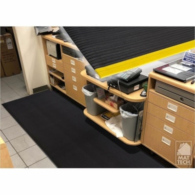 Mat Tech - Tapis anti-stress Tuff-Spun - longueur de tapis 60 po (1524 mm) x largeur de tapis 36 po (914,40 mm) x épaisseur de tapis 0,625 po (15,88 mm) - Rectangulaire - Chlorure de polyvinyle (PVC)., Mousse - Noir - 1 / Unité  