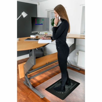 Floortex AFS-TEX® 2000 Black Active Anti-Fatigue Mat - 20" x 32" - 32" (812.80 mm) Length x 20" (508 mm) Width x 0.700" (17.78 mm) Depth x 0.700" (17.78 mm) Thickness - Rectangular - Polyurethane - Black - 1 Each STANDING WORKSTATION MED. USE 7/10 H  40% LESS BODY PRESSURE