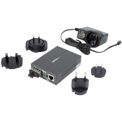 StarTech.com Single Mode SC Fiber Ethernet Media Converter - 1000BASE-LX Gigabit Fiber Optic to Copper Bridge - 10/100/1000 Network 10km - Single mode fiber Ethernet media converter extends & bridges copper networks - 10/100/1000 (Gigabit), 1000BASE-LX, 1310nm, 10km (6.2mi), Unmanaged, SMF, SC, RJ45  