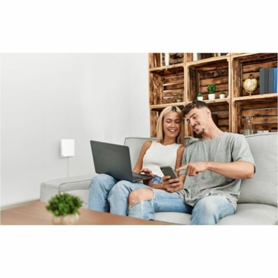 Asus RT-AX57 GO Wi-Fi 6 IEEE 802.11 a/b/g/n/ac/ax Ethernet, Cellular Wireless Router - 5G - LTE - Dual Band - 2.40 GHz ISM Band - 5 GHz UNII Band - 5 x Antenna(5 x Internal) - 372 MB/s Wireless Speed - 1 x Network Port - 1 x Broadband Port - USB - Gigabit Ethernet - VPN Supported - Wall Mountable, D BAND WIFI 6 (802.11AX) TRAVEL ROUTER