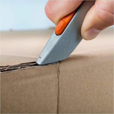Slice - Couteau manuel, boîte de 6 - hauteur de 1,07 po (27,18 mm) x largeur de 1,50 po (38,10 mm) x longueur de 6,69 po (169,93 mm) - Résistants, Design ergonomique, Confortable, Lame rétractable, Manche, Facile à utiliser, Poignée ergonimique, Compartiment de rangement, A POIGNéE EN MéTAL 