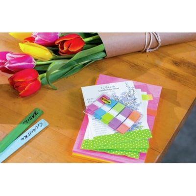 Post-it® - Languettes dans un distributeur de poche - Couleurs vives - largeur de drapeau/note 1/2 po (12,70 mm) x longueur de drapeau/note 1 3/4 po (44,45 mm) - Orange, Pourpre, Vert, Bleu, Rose - Amovible - 100 / emballage  