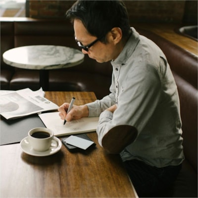 Moleskine PRO Pad - 100 g/m² Grammage - Letter - 10.98" (279 mm) Height x 8.46" (215 mm) Width - Ivory Paper - Black Cardboard Cover - Bottom Side Opening, Flexible Cover, Rounded Corner, Acid-free Paper BLACK  8.5" X 11"  RULED PAGES SOFT COVER  ACID FREE PAPER