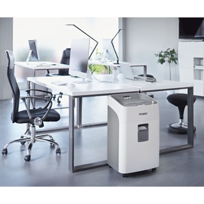 Dahle ShredMATIC SM 300 Paper Shredder - Continuous Shredder - Cross Cut - 300 Per Pass - for shredding Staples, Paper Clip, Credit Card, CD, DVD - 0.2" (4.76 mm) x 0.6" (15.88 mm) Shred Size - P-4 - 2.40 in/s (60.96 mm/s) - 8.8" (222.25 mm) Throat - 41.64 L Wastebin Capacity - Gray P-4. 8.75" THROAT. 11 GAL. OIL FREE 300 SHTS. AUTO ON/OFF