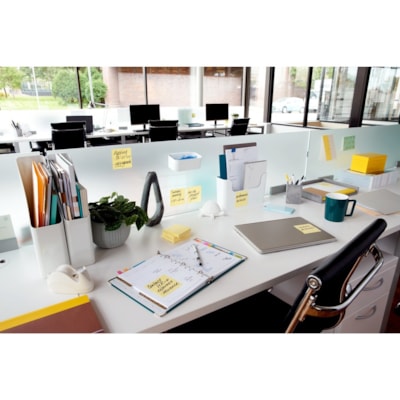 Post-it® Lined Notes - 300 - 4" (101.60 mm) Flag/Note Width x 4" (101.60 mm) Flag/Note Length - Square - 300 Sheets per Pad - Ruled - Canary Yellow - Paper - Recyclable - 1 Pad  