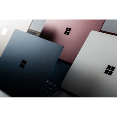 Microsoft Surface 13.5" Touchscreen Notebook - Intel Core i7 7th Gen - 8 GB - 256 GB SSD - Graphite Gold - 2256 x 1504 - Windows 10 S - Intel Iris Plus Graphics 640 - PixelSense - Front Camera/Webcam - 14.50 Hours Battery Run Time - IEEE 802.11a/b/g/n Wireless LAN Standard S/Canada Hdwr Graphite Gold 