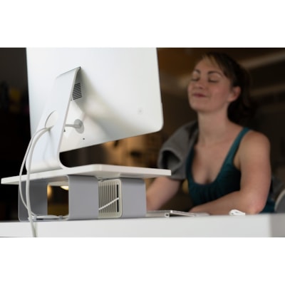 Kensington Wellness Monitor Stand With Fan - Up to 27" Screen Support - 198.42 lb (90000 g) Load Capacity - Steel DUAL-FAN WITH 2-SPEEDS SSUPPORTS MONITORS UP TO 27
