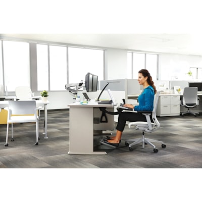 3M Sit/Stand Easy Keyboard Tray Platform Gel Wrists Precise Mouse Pad - 26.5" (673.10 mm) Width x 10.6" (269.75 mm) Depth - Black - 1 SIT STAND  MADE WITH 25% PRE- CONSUMER WASTE