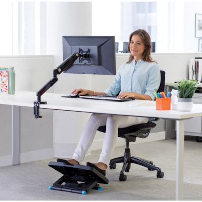 Fellowes Platinum Series Single Monitor Arm - Height Adjustable - 1 Display(s) Supported - 19.7" to 32" Screen Support - 17.60 lb (7983.23 g) Load Capacity - 75 x 75, 100 x 100 - VESA Mount Compatible - Steel - 1 Unit 2 USBPORTS.CLAMP/GROMMET MOUNT HOLDS 30"/20 LBS MONITOR