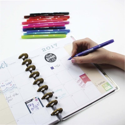 Tombow - Jeu de marqueurs double pointe Brights TwinTone, 12/emb. - 0,8 mm (0,03 po) Extra fine Ogive, 0,3 mm (0,01 po) Pointe de marqueur - Encre à base d'eau - 12 / emballage TOMBOW 