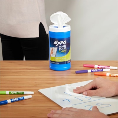 Expo Whiteboard Care Cleaning Wipes - 6" (152.40 mm) Width x 9" (228.60 mm) Length - White - 50/Tub - 1 Each LARGE COMPARTMENT TO STORE RE- USEABLE TOWELS 50/CONTAINER