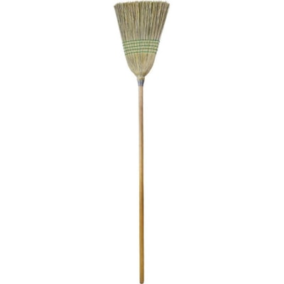 Globe - Balai de maïs pour femme de ménage, 5 cordes robustes - diamètre de la poignée 1,13 po (28,58 mm) - longueur hors tout 54 po (1371,60 mm) - Handle Bois laqué - 12 / emballage STURDY WIRE WOUND CONSTRUCTION HANDLE LENGTH 54"