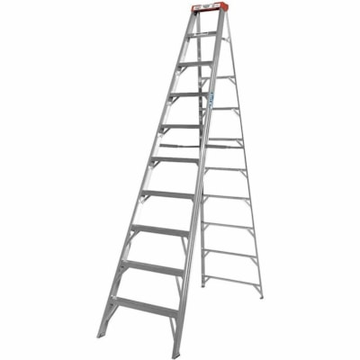 Louisville - Echelle - 225 lb (102058,28 g) Capacité de Charge - Type II - largeur de 28 po (711,20 mm) (225 LB) 
