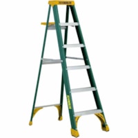 Featherlite 5806 6' Medium Duty Fiberglass Stepladder - 102.06 kg Load Capacity - Type II - Green